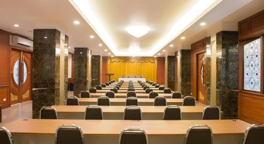 Nartsiri Hotel Ubon Ratchathani Exterior foto