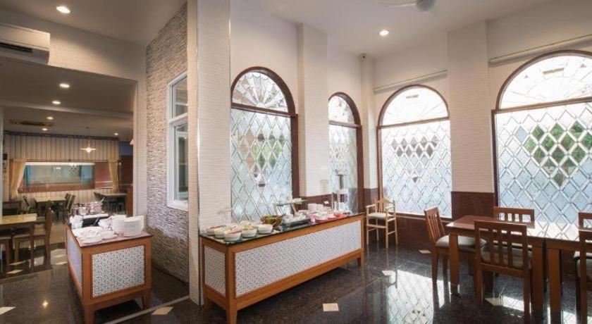 Nartsiri Hotel Ubon Ratchathani Exterior foto