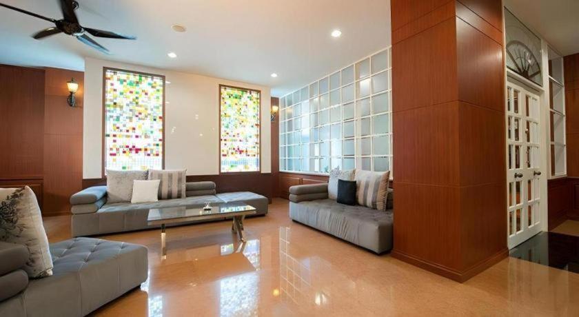 Nartsiri Hotel Ubon Ratchathani Exterior foto